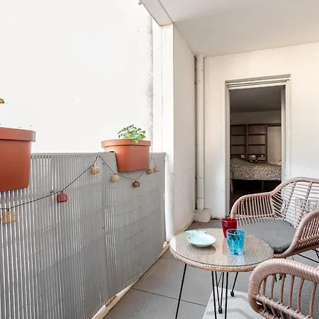 Apparemment F3 Avec Terrasse Clim & Tram * Νίκαια