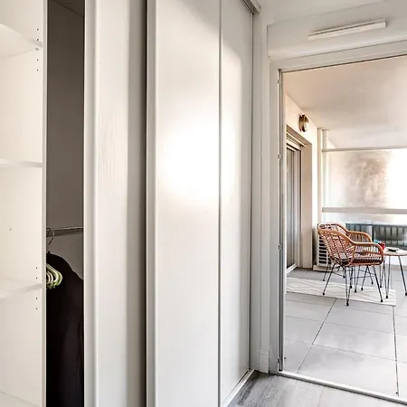 Apparemment F3 Avec Terrasse Clim & Tram Νίκαια